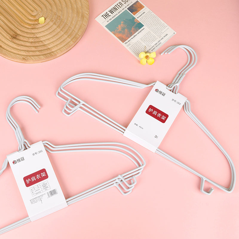 20240 centimeters flat shoulders only M.15