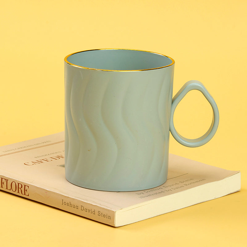 M262761 Phnom Penh Ripple Mouth Cup M.26