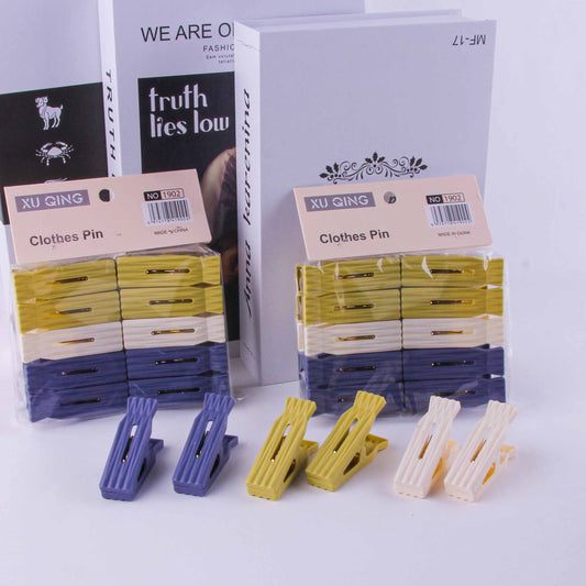 1902-10 clothespins M.15