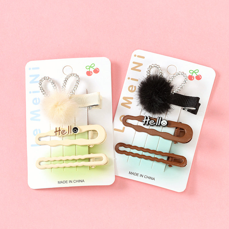 M42 Boxed Duck Clip Set with Three Pom-Pom Accessories