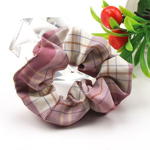 M42 Same-Style Plaid Hair Scrunchie - Soft Elastic for Daily Ponytails