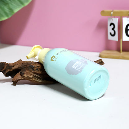 XJM8059 Champú y gel de ducha para bebé con extracto de plantas Little Kitty, 750 ml, hidratante sin lágrimas, M.56 JPDB