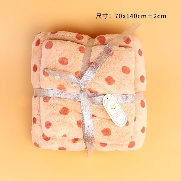 M.25 JPDBPolka Dot Bath Towel Set