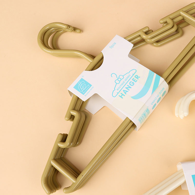 LC320 four children's hangers M.15