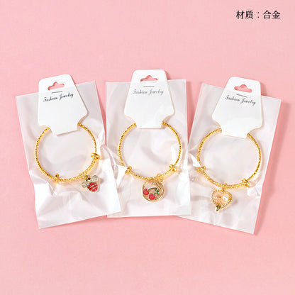 Gold Large Pendant Bracelet  M.43