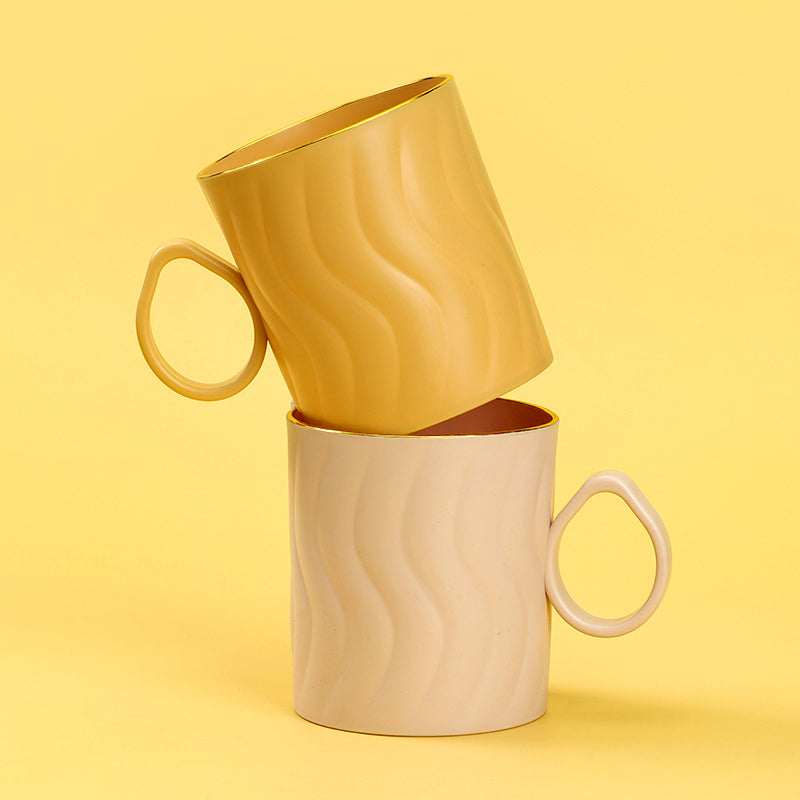 M262761 Phnom Penh Ripple Mouth Cup M.26