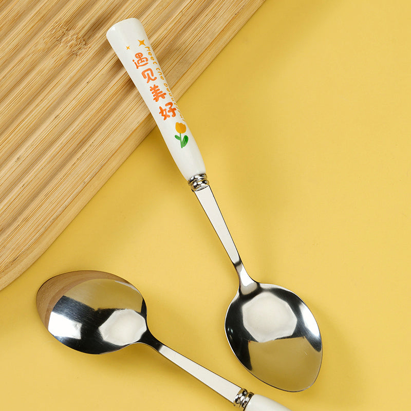 Meet Beauty No.2 Ceramic Pointed Spoon M.66