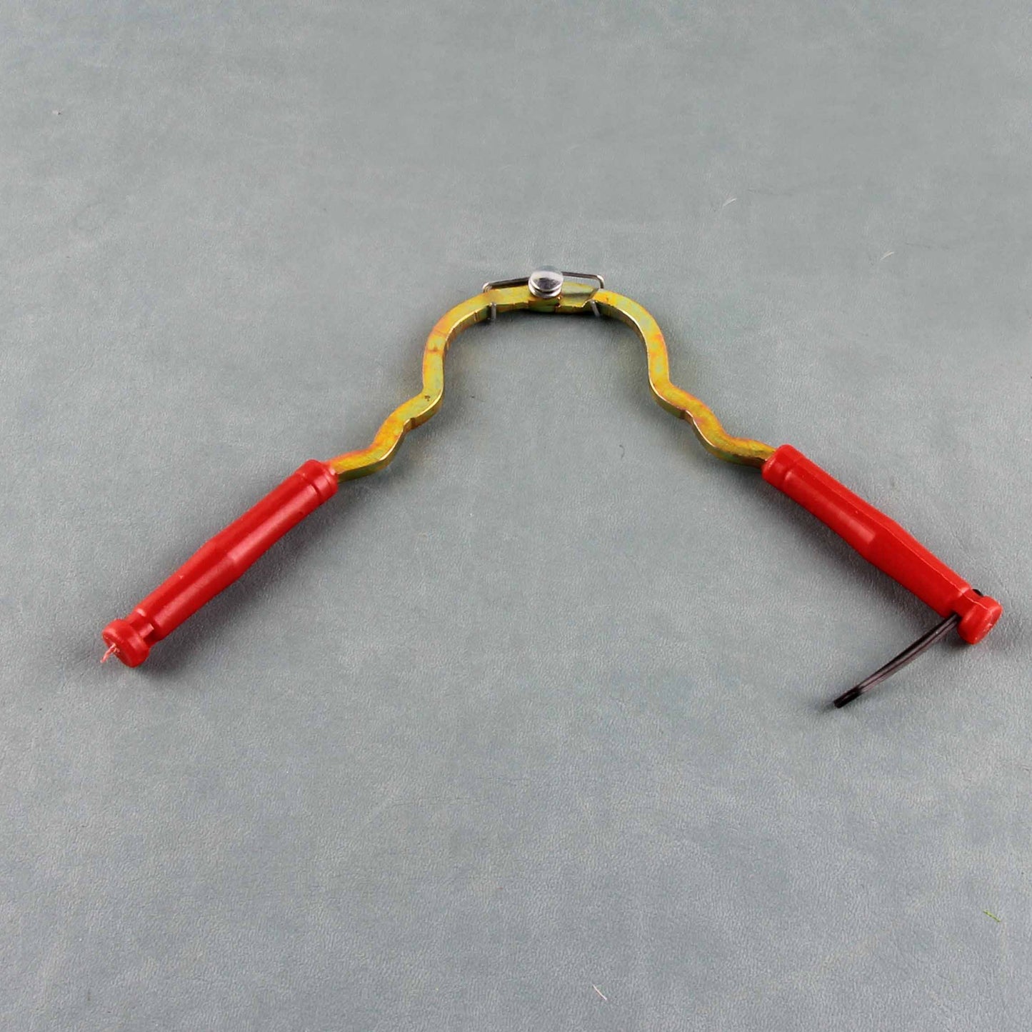 M.34 Spring Walnut Cracker