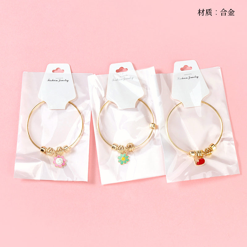 Gold Double Crown Pendant Bangle  M.43