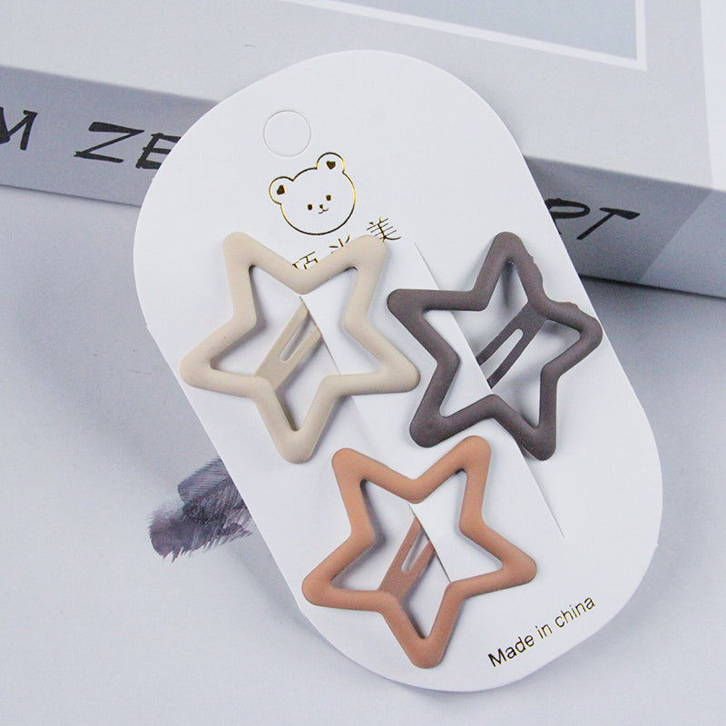 M42 Boxed Milk Tea-colored Five-pointed Star Bobby Pins (3 Pieces)