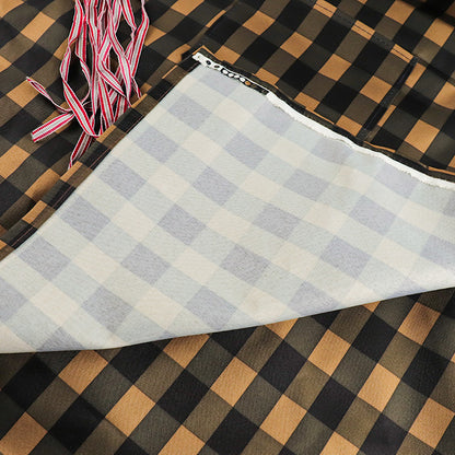 Pocket checkered apron M.28