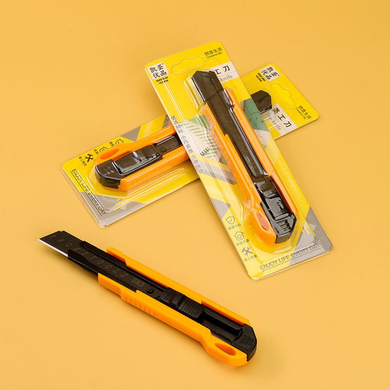 K - 50131 Utility Knife, Single Blister Card M.35