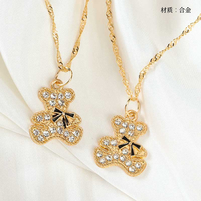 New - style Crystal Bow - tie Bear Necklace M.43