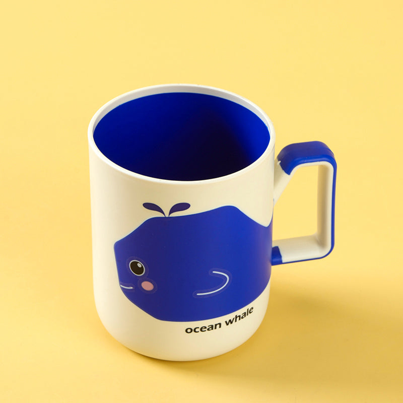 CHT-8131 Cute Whale Two-Tone Mouth Cup M26 M.26