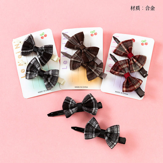 M42 Boxed Plaid Bow Tie Pointed Duck Clips