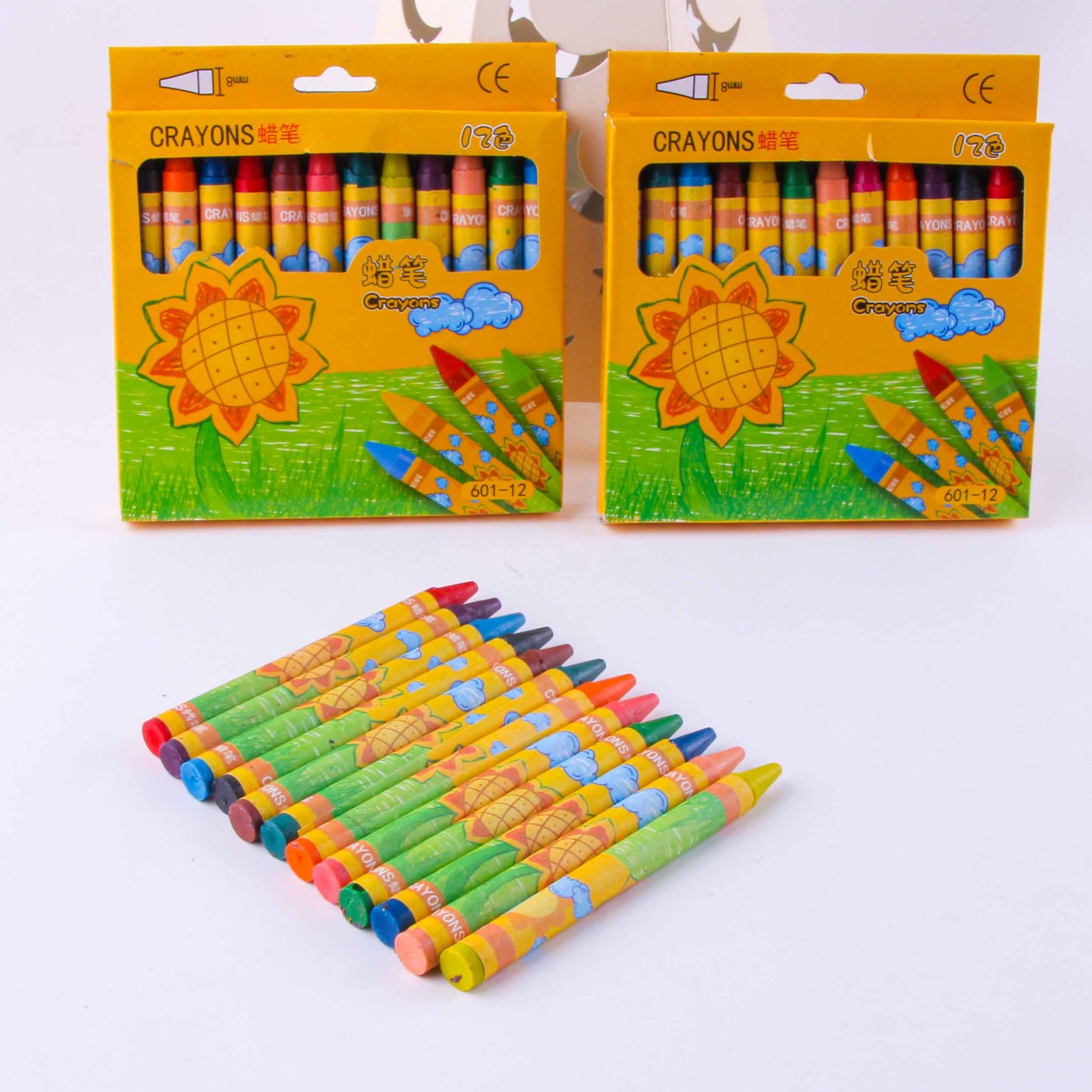 601 - 12 - color Crayons M.82