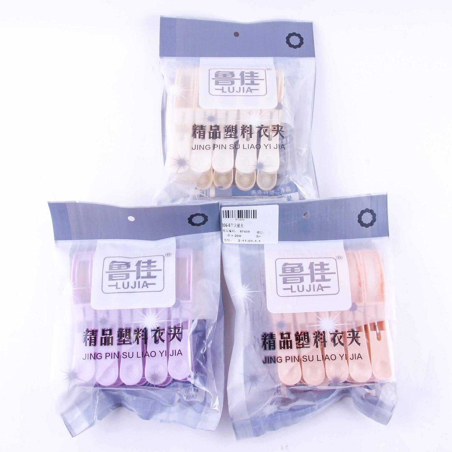 216-10 Clothespin M.15